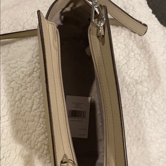 New Michael kors purse - Picture 2 of 3